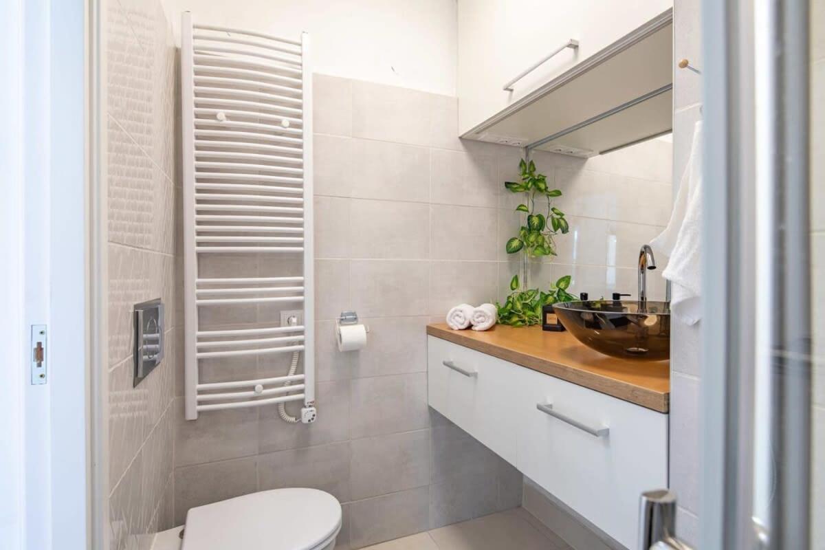 Castle View - New - Romantic Apartment